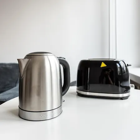 Nowa Praga Standard By Bookinghost * Varsovia