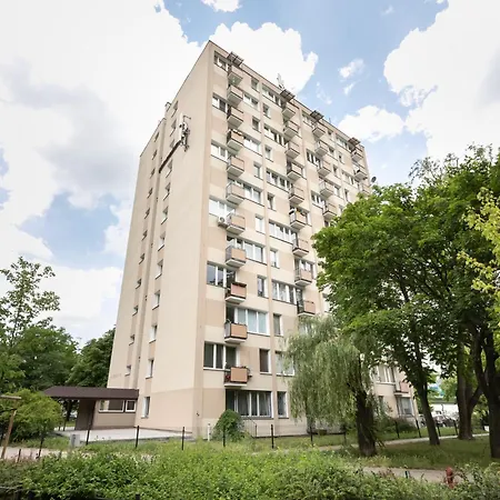 Nowa Praga Standard By Bookinghost * Warszawa